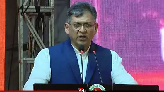 আমরা কাউকে সংখ্যালঘু হিসেবে তুলনা দিতে চাই না : স্বরাষ্ট্রমন্ত্রী