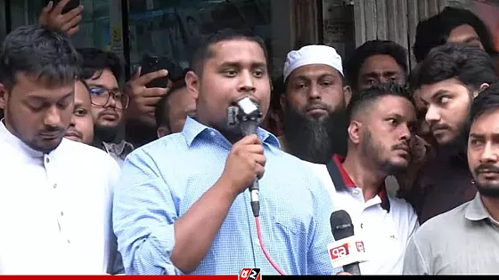 আইজিপি পুলিশকে আবারও ক্রসফায়ারের বাহিনীতে পরিণত করতে চাইছেন : হাসনাত আবদুল্লাহ