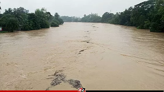 দুই নদীর পানি বিপৎসীমার ওপরে, ৪ ইউনিয়ন ও পৌর এলাকা প্লাবিত