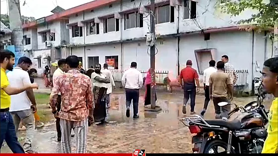 দুই মোটরসাইকেলের মুখোমুখি সংঘর্ষে বাবা ছেলে নিহত