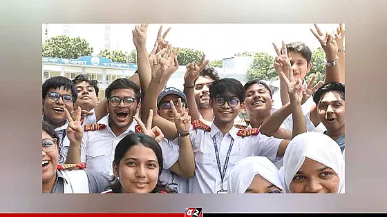 এইচএসসিতে জিপিএ-৫ পাওয়া শিক্ষার্থীদের মধ্যে এগিয়ে ছেলেরা
