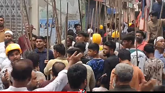 টিকটকে কমেন্টের জেরে দফায় দফায় সংঘর্ষ