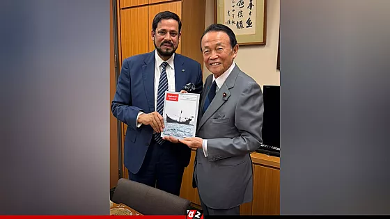 জাপানের সাবেক প্রধানমন্ত্রী তারো আসোর সঙ্গে মোজিবুল হকের সাক্ষাৎ