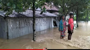 ময়মনসিংহে বন্যা পরিস্থিতির অবনতি, পানিবন্দি দেড় লক্ষাধিক মানুষ 