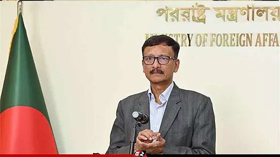 চীনের সাথে সামরিক যোগাযোগ বাড়াতে চায় সরকার: পররাষ্ট্র উপদেষ্টা