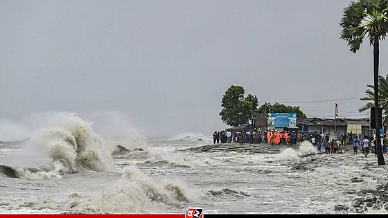 সাগরে লঘুচাপ সৃষ্টি, ঘূর্ণিঝড়ের শঙ্কা