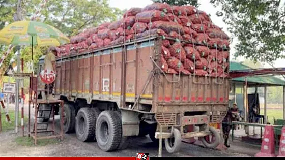 রেকর্ড পরিমাণ আলু আমদানি,কমেছে দাম