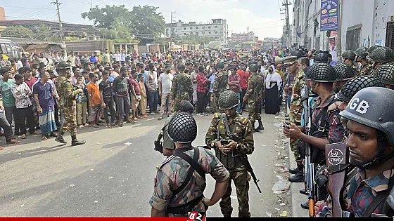 টানা দুই দিন পর শ্রমিক অবরোধ প্রত্যাহার, যান চলাচল স্বাভাবিক