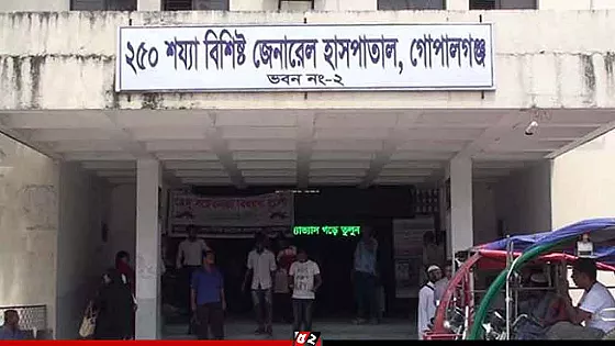 সন্তানদের মারধর সহ্য করতে না পেরে বাবার আত্মহত্যা