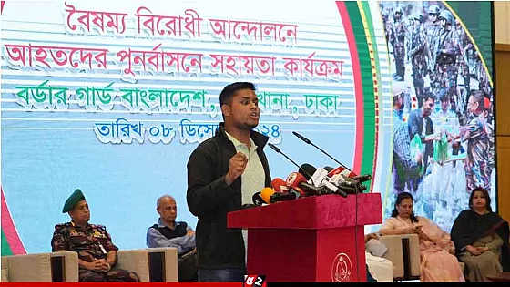 ক্যান্টনমেন্টে আশ্রিতদের কারা সীমান্ত পাড় করে দিয়েছিলো : হাসনাত