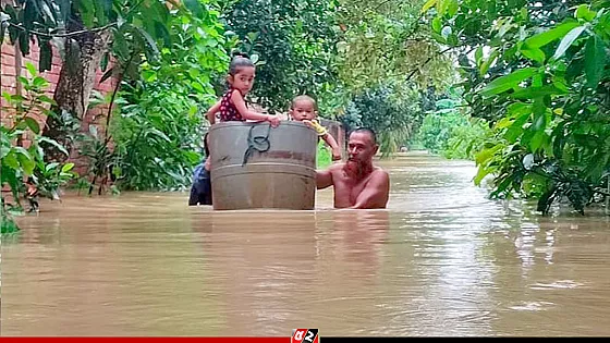 ফেনীতে ভয়াবহ বন্যা, মানুষের দুর্ভোগ 