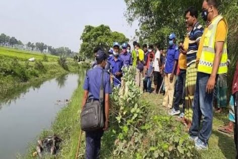 কুষ্টিয়ায় জিকে খাল থেকে অজ্ঞাত ব্যক্তির পোড়ানো মরদেহ উদ্ধার