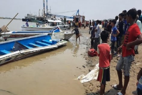 কেরানীগঞ্জ থেকে সেই স্পিডবোট মালিক গ্রেফতার