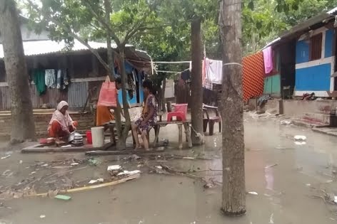 ঘূর্ণিঝড় ‘ইয়াসে’র প্রভাবে বাগেরহাটে নদীর পানি বেড়েছে