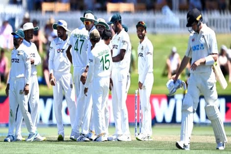 শরিফুলের হাতেই আরেকটি উইকেট