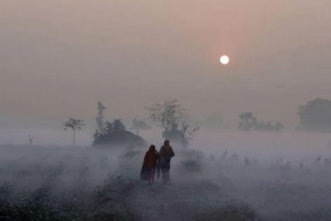 বৃষ্টি বলে দিবে শীত থাকছে না যাচ্ছে