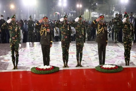 ভাষা শহীদদের প্রতি রাষ্ট্রপতি-প্রধানমন্ত্রীর শ্রদ্ধা