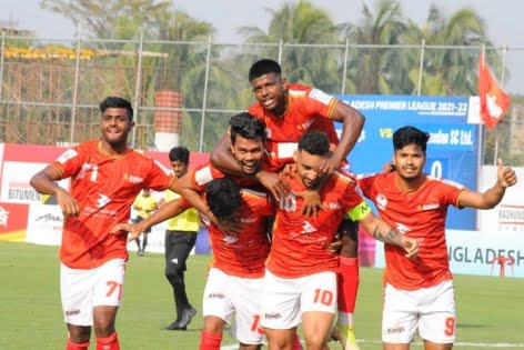 বিপিএল ফুটবল  : মোহামেডানের জালে কিংসের জোড়া গোল