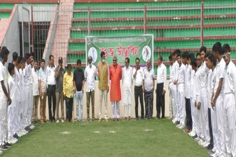 কুড়িগ্রামে জাতীয় স্কুল ক্রিকেট প্রতিযোগিতা শুরু