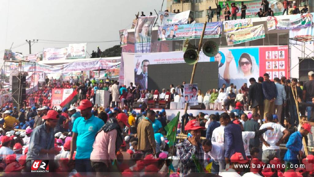 বিএনপির মঞ্চে কেন্দ্রীয় নেতারা