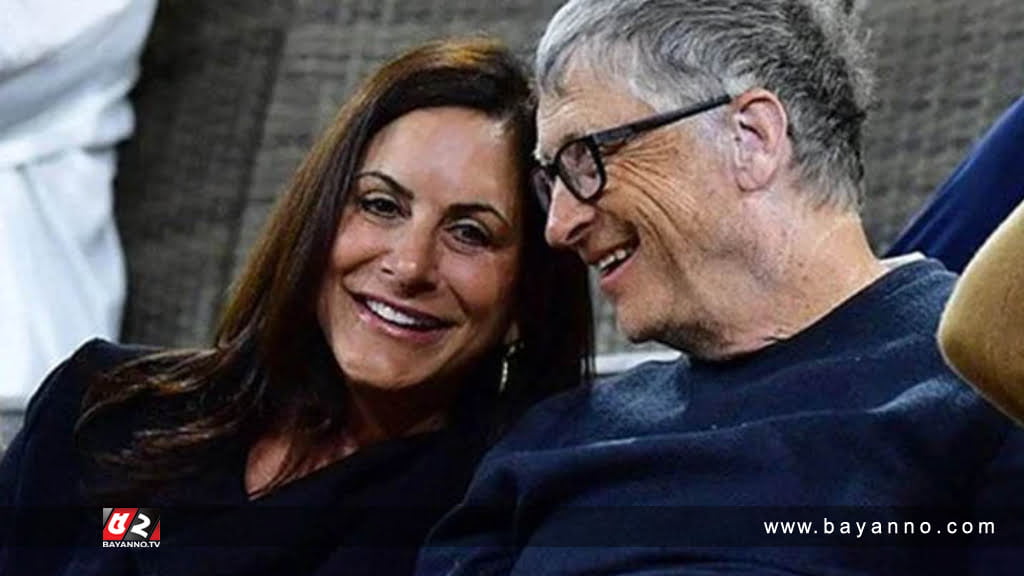 বিল গেটসের জীবনে আবার বসন্ত হাওয়া