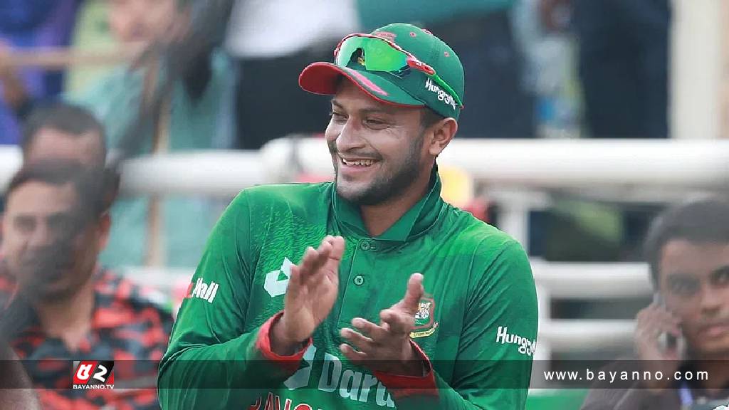 সাকিবের উপহার পেলেন চট্টগ্রামের ২৬ মাঠকর্মী স্বাভাবিক