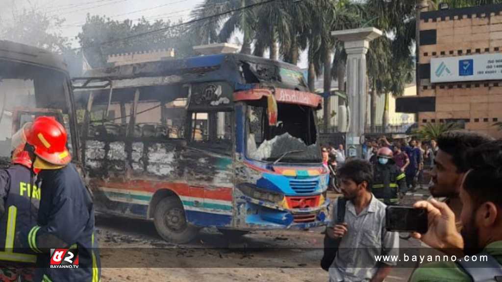 মোটরসাইকেল আরোহী নিহত, বাসে অগ্নিসংযোগ আশুলিয়ায় দুর্ঘটনা