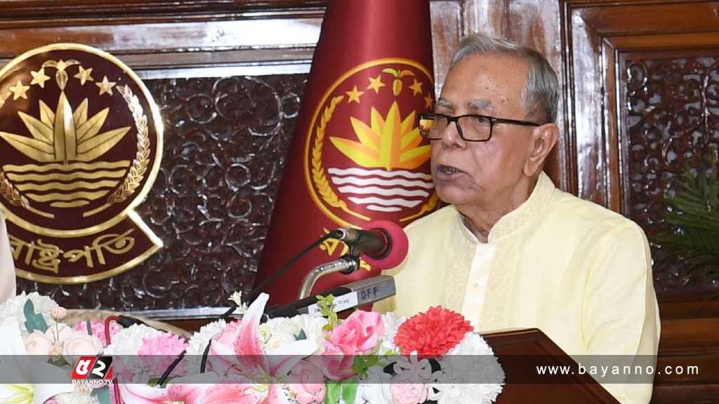 বঙ্গভবন ছেড়ে যেখানে ফিরছেন রাষ্ট্রপতি আবদুল হামিদ, পাবেন যেসব সুবিধা রাষ্ট্রপতি আব্দুল হামিদ