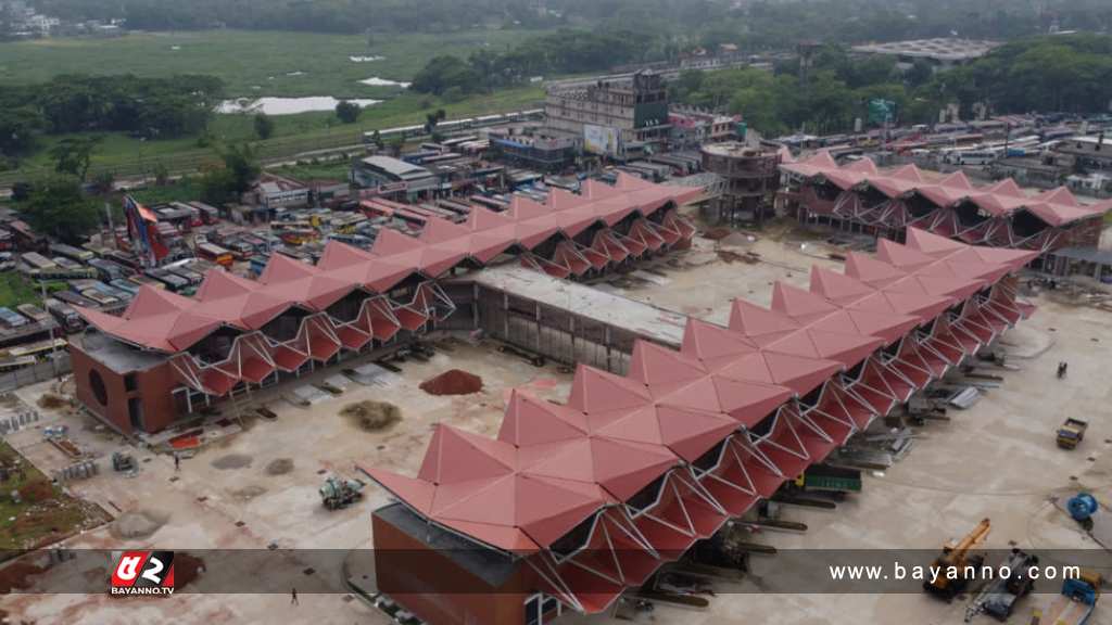 উদ্বোধন হওয়ার আগেই বাস টার্মিনালের ছাদে ফাটল আইপিএস