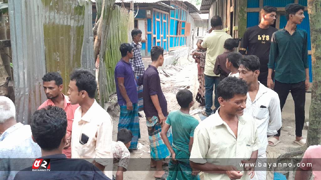 ছোট ভাইয়ের ধাক্কায় বড় ভাইয়ের মৃত্যু খাদ্য