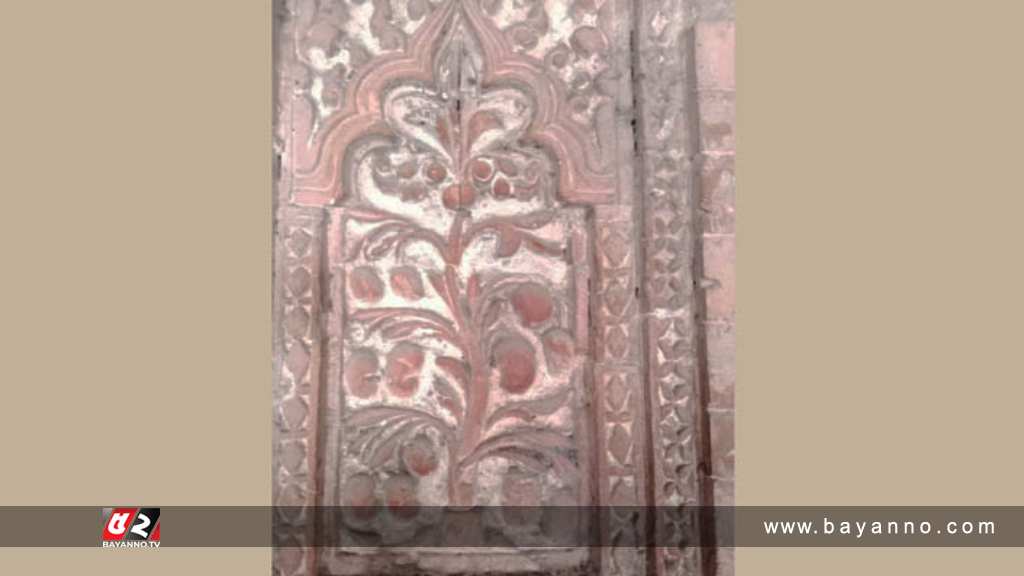 ৫০০ বছরের শিলালিপিতে আম!