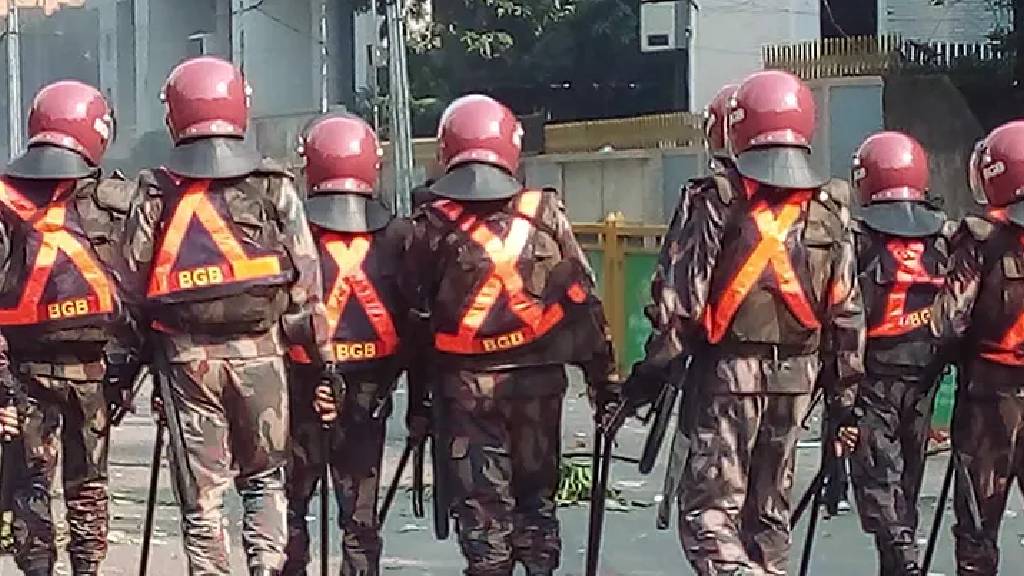 সারাদেশে টহল দিচ্ছে ২৩০ প্লাটুন বিজিবি 