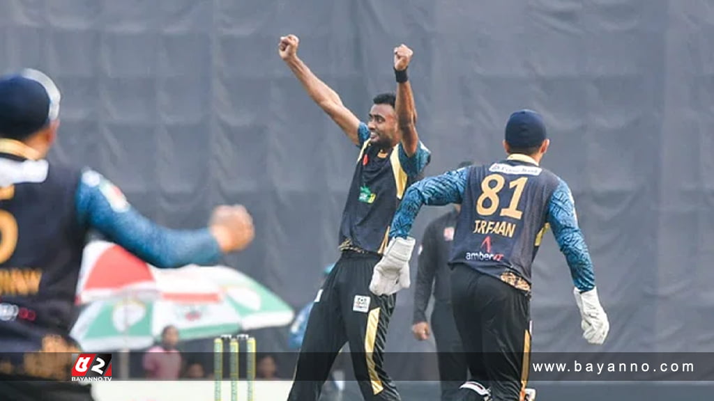 উদ্বোধনী ম্যাচেই শরিফুলের হ্যাট্রিক, চ্যালেঞ্জিং সংগ্রহ কুমিল্লার