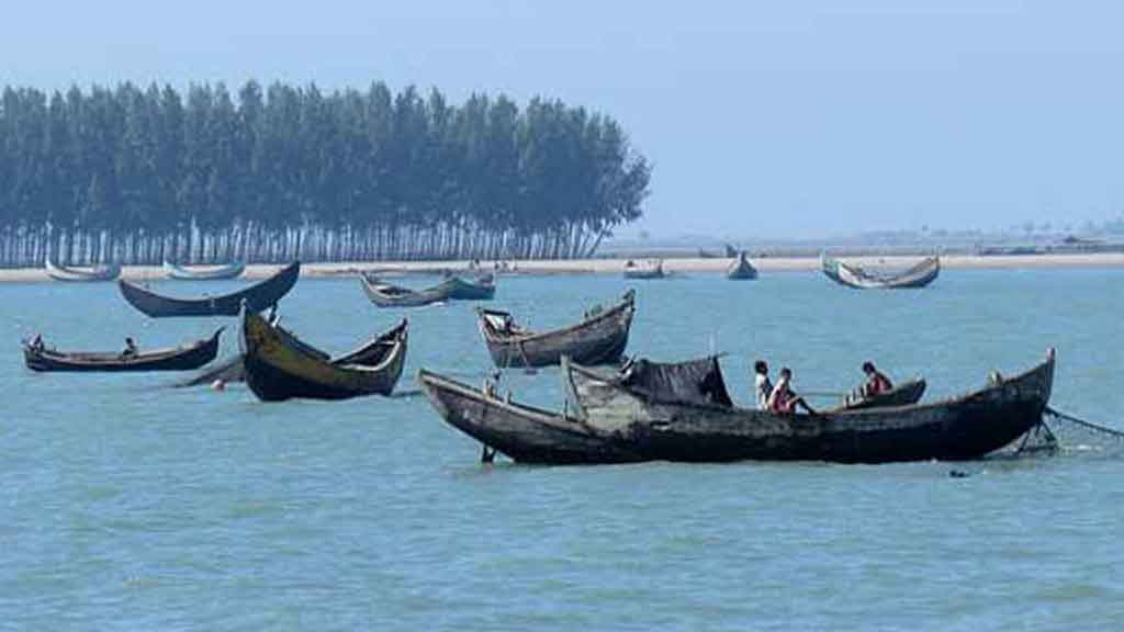 নাফ নদী থেকে ধরে নিয়ে যাওয়া জেলেদের ছেড়ে দিয়েছে আরাকান আর্মি